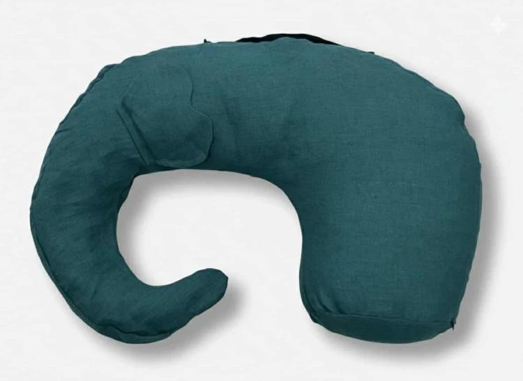 Poduszka do karmienia ergonomiczna z łuską gryki.