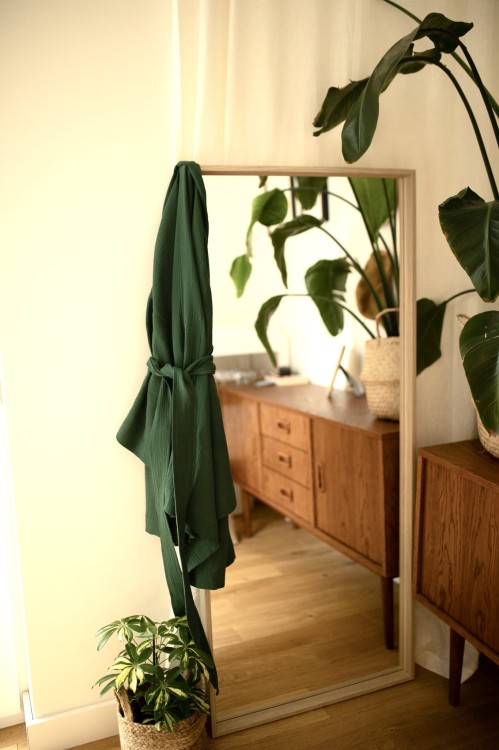 Kimono muślinowe Malachit, idealne na ciążę i karmienie piersią